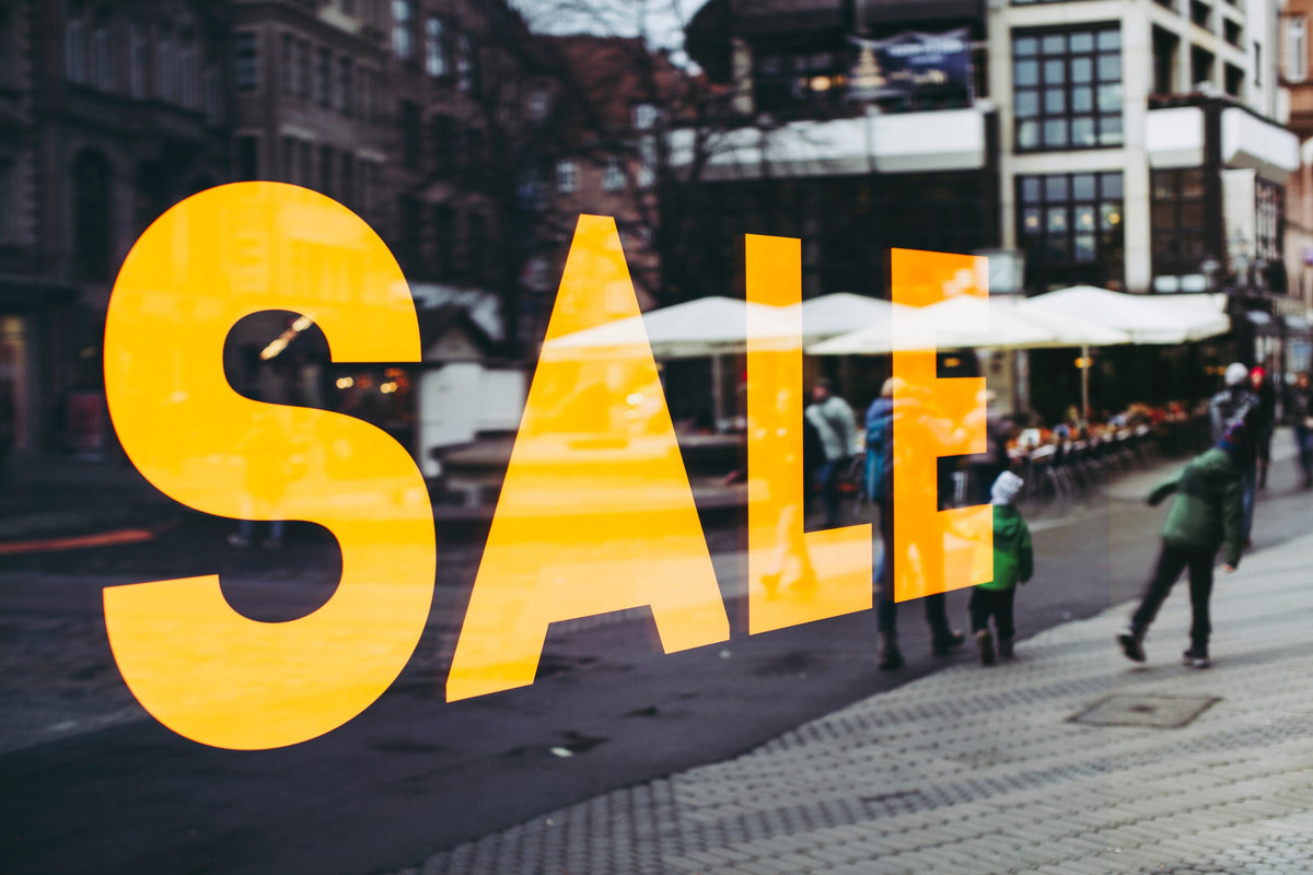 SALE %